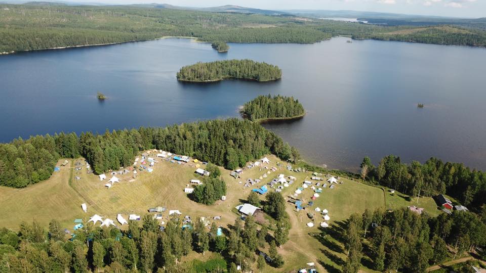 En bild på lägerplatsen